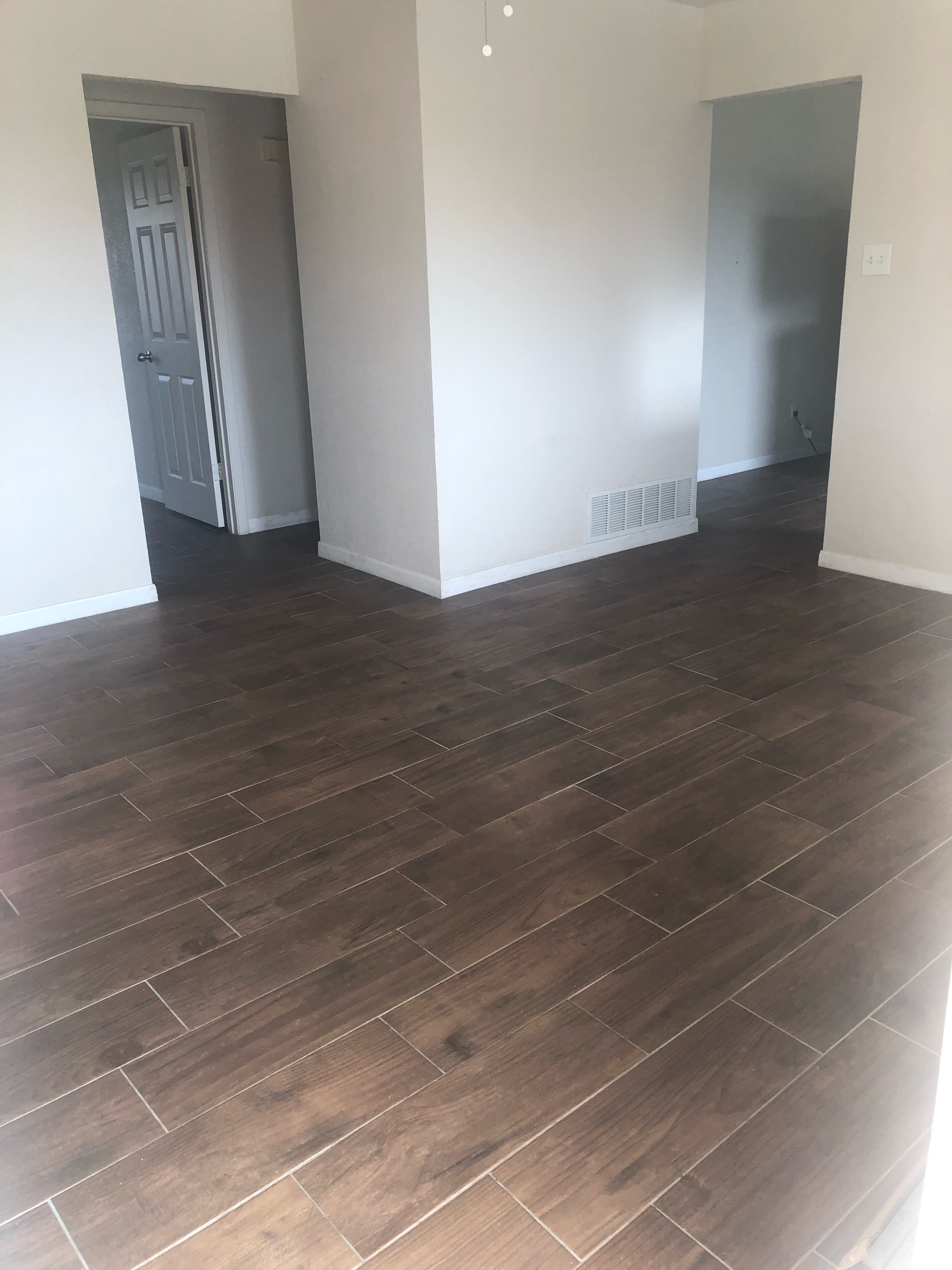 211 North Drive - D
